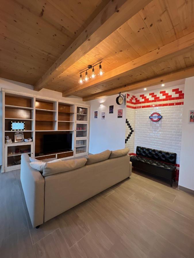 Апартаменты La Casa Di Marty Неаполь Экстерьер фото